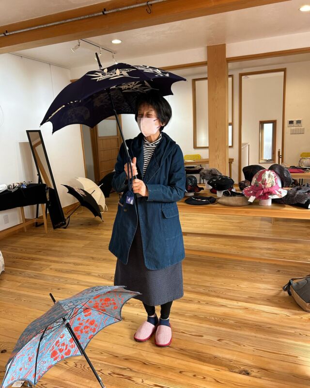 着物で作る日傘 風車風 Handmade parasol with antique “KIMONO